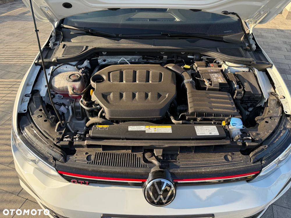 Volkswagen Golf VIII 2.0 TSI GTI DSG - 24