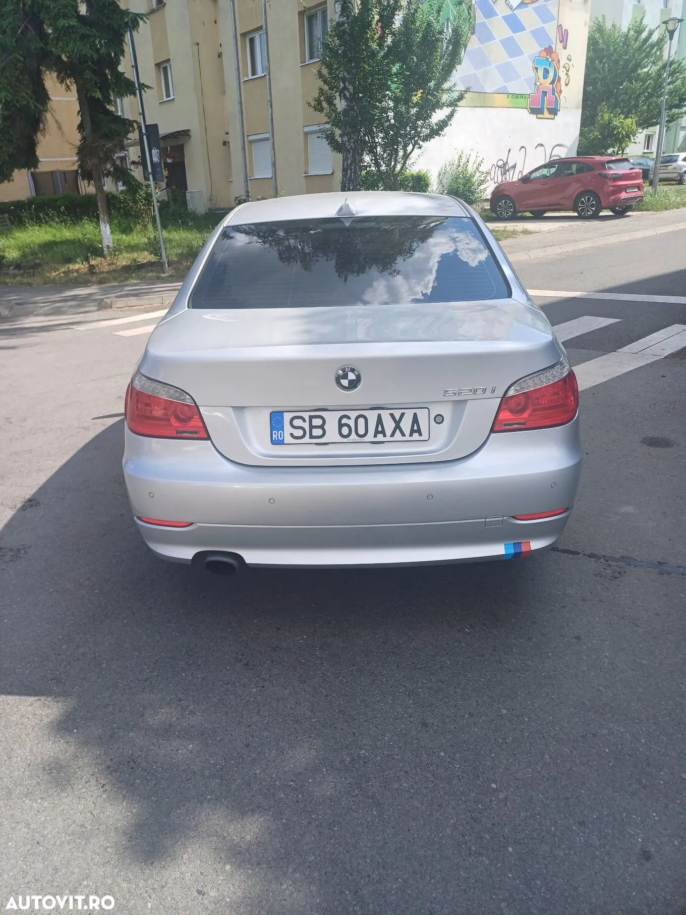 BMW Seria 5 520i Touring - 3