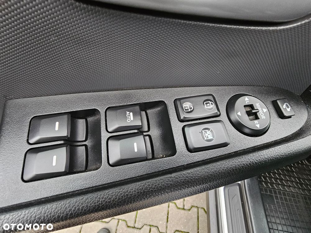 Kia Sportage 2.0 CRDI XL - 29