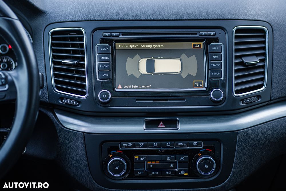 Volkswagen Sharan 2.0 TDI Blue Motion Style - 31