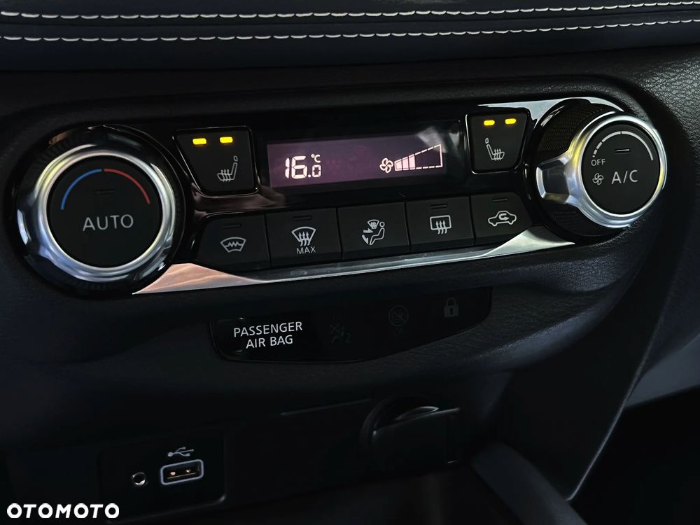 Nissan Juke 1.0 DIG-T DCT N-Connecta - 32