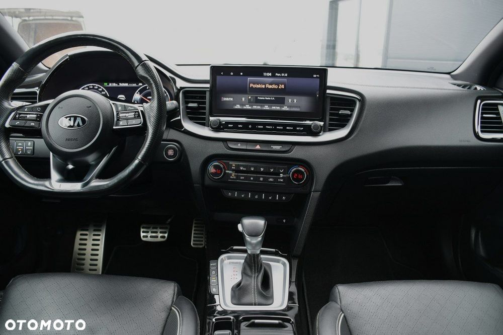 Kia ProCeed 1.6 CRDi GT Line DCT - 24