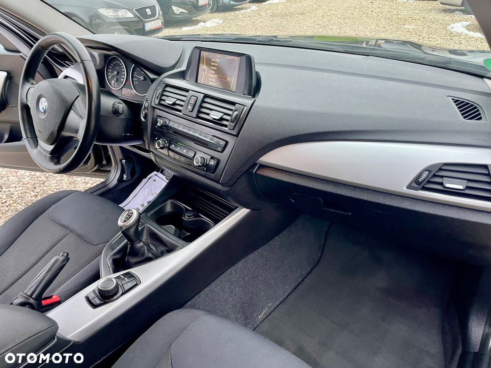 BMW Seria 1 118i Urban Line - 32