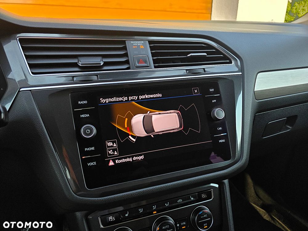 Volkswagen Tiguan Allspace 2.0 TDI SCR Life - 27