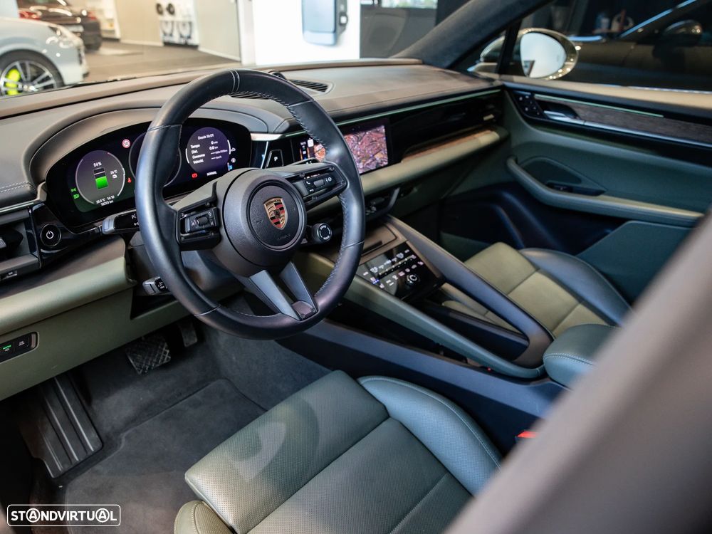 Porsche Macan Electric 4 - 29