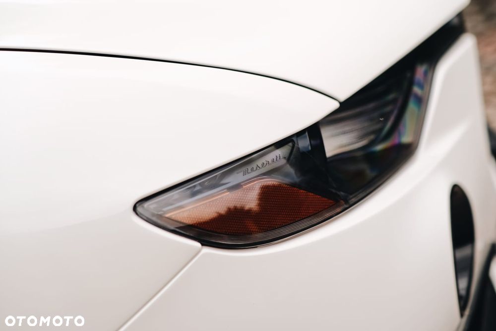 Maserati Levante S - 33