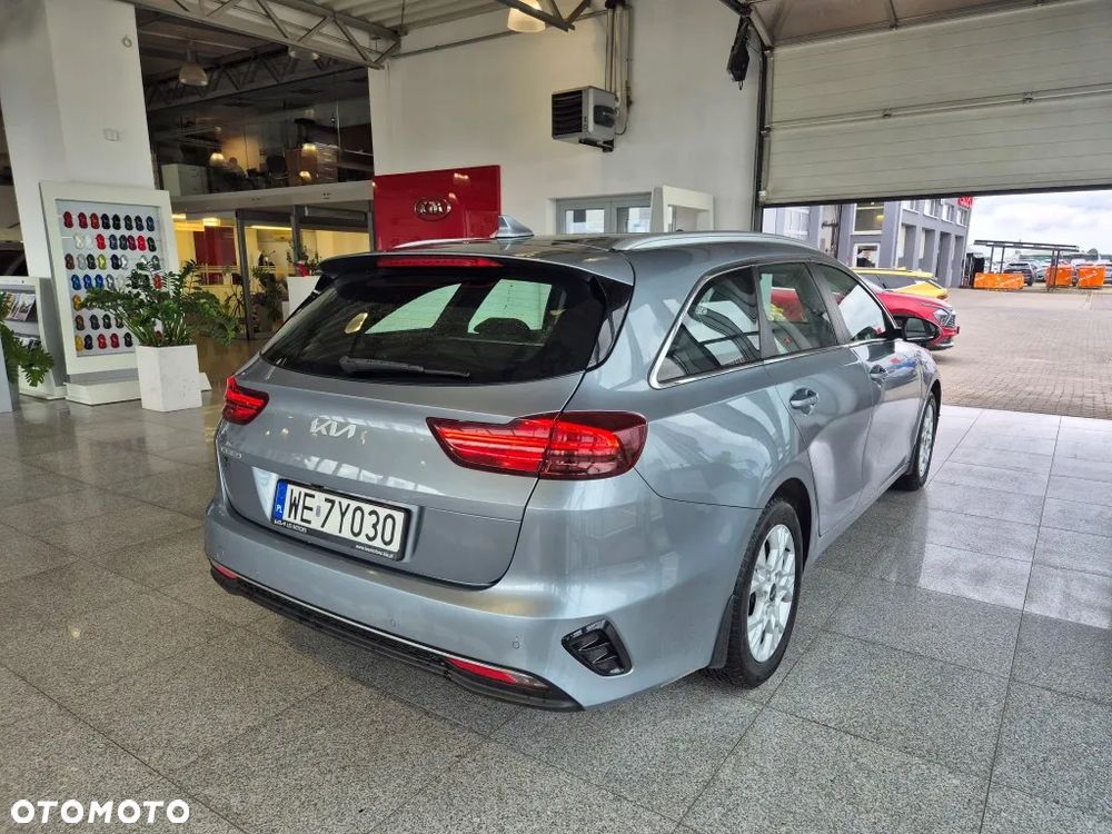 Kia Ceed 1.5 T-GDI M - 11