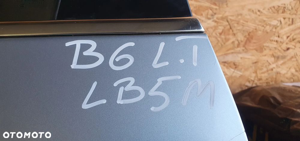 Drzwi lewy tył tylne lewe VW Passat B6 LB5M Kombi - 11