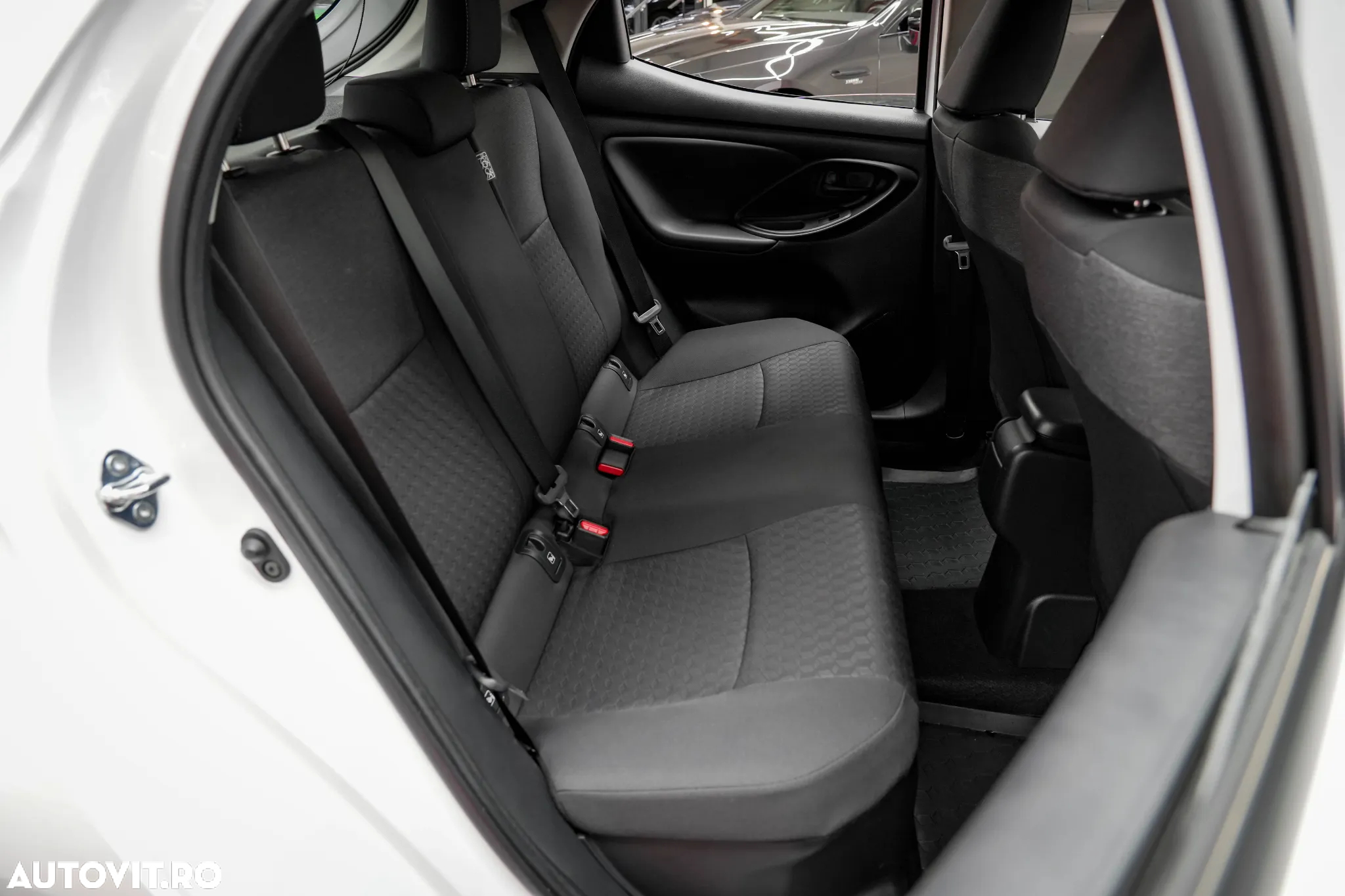 Mazda 2 Hybrid G116 CVT Exclusive-Line - 4