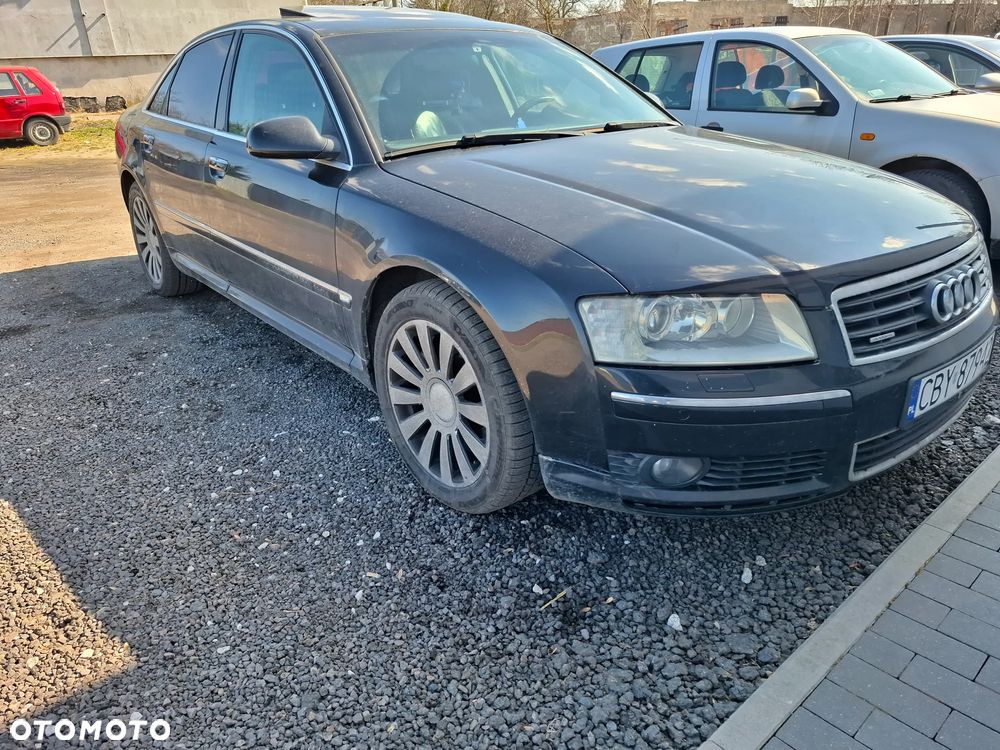 Audi A8 - 1