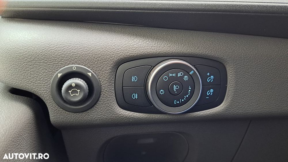 Ford TRANSIT D-CAB TREND L4 6+1 LOCURI RWD - 38