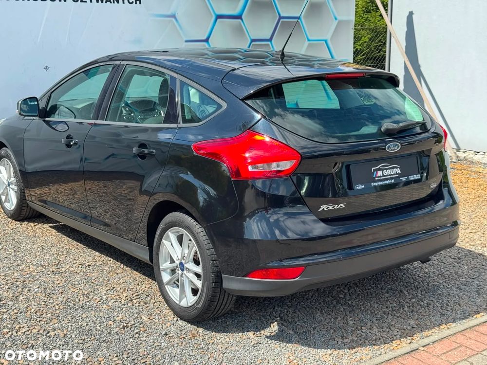Ford Focus - 8