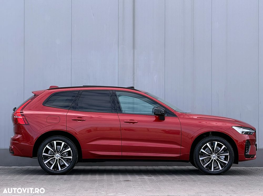 Volvo XC 60 B4 B Plus Dark - 10
