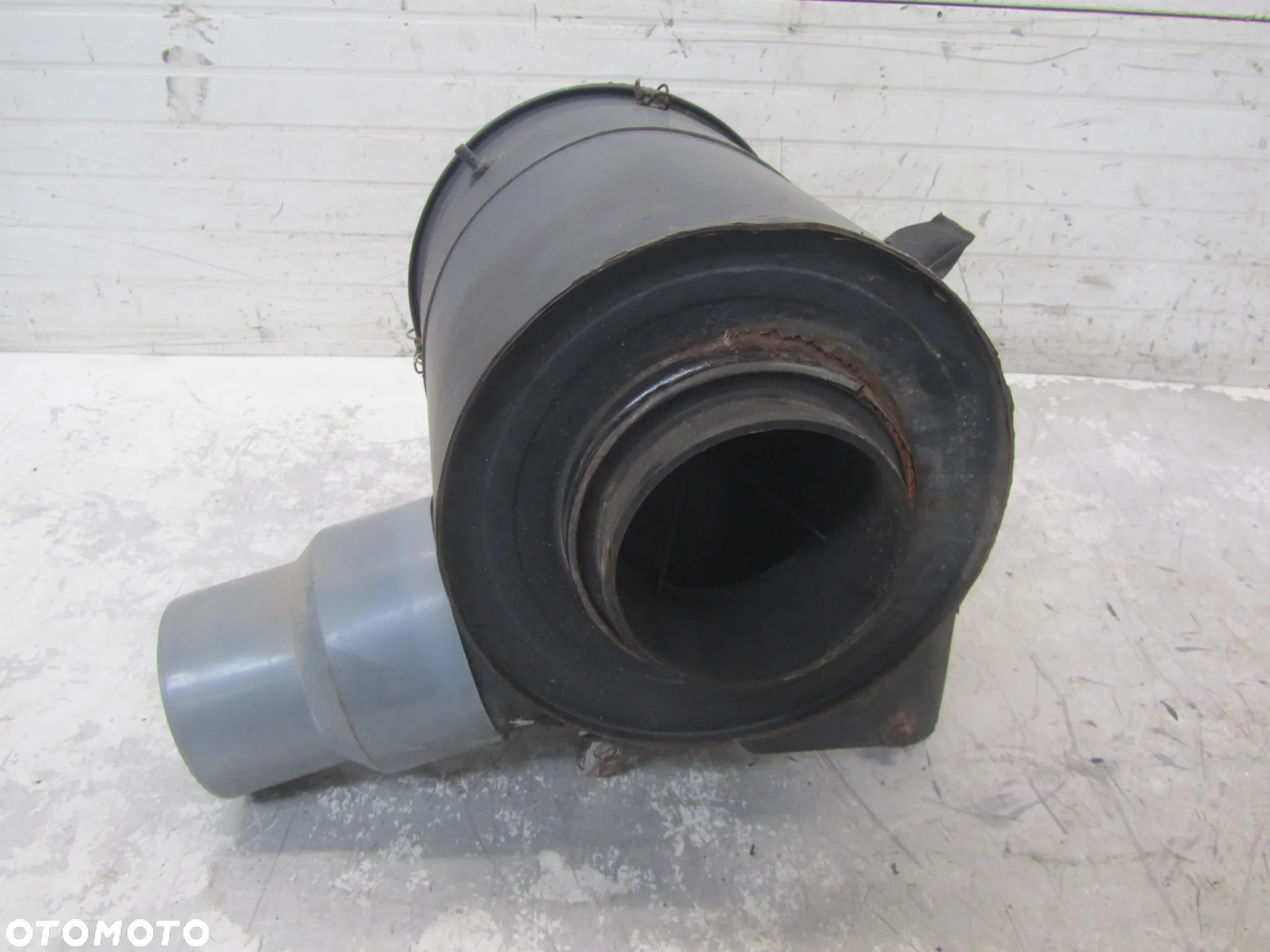DAF LF 5 55 EURO 4 obudowa filtra powietrza - 3