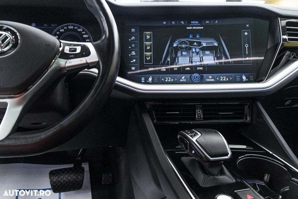 Volkswagen Touareg 3.0 V6 TSI OPF 4Motion Aut. R-Line - 36