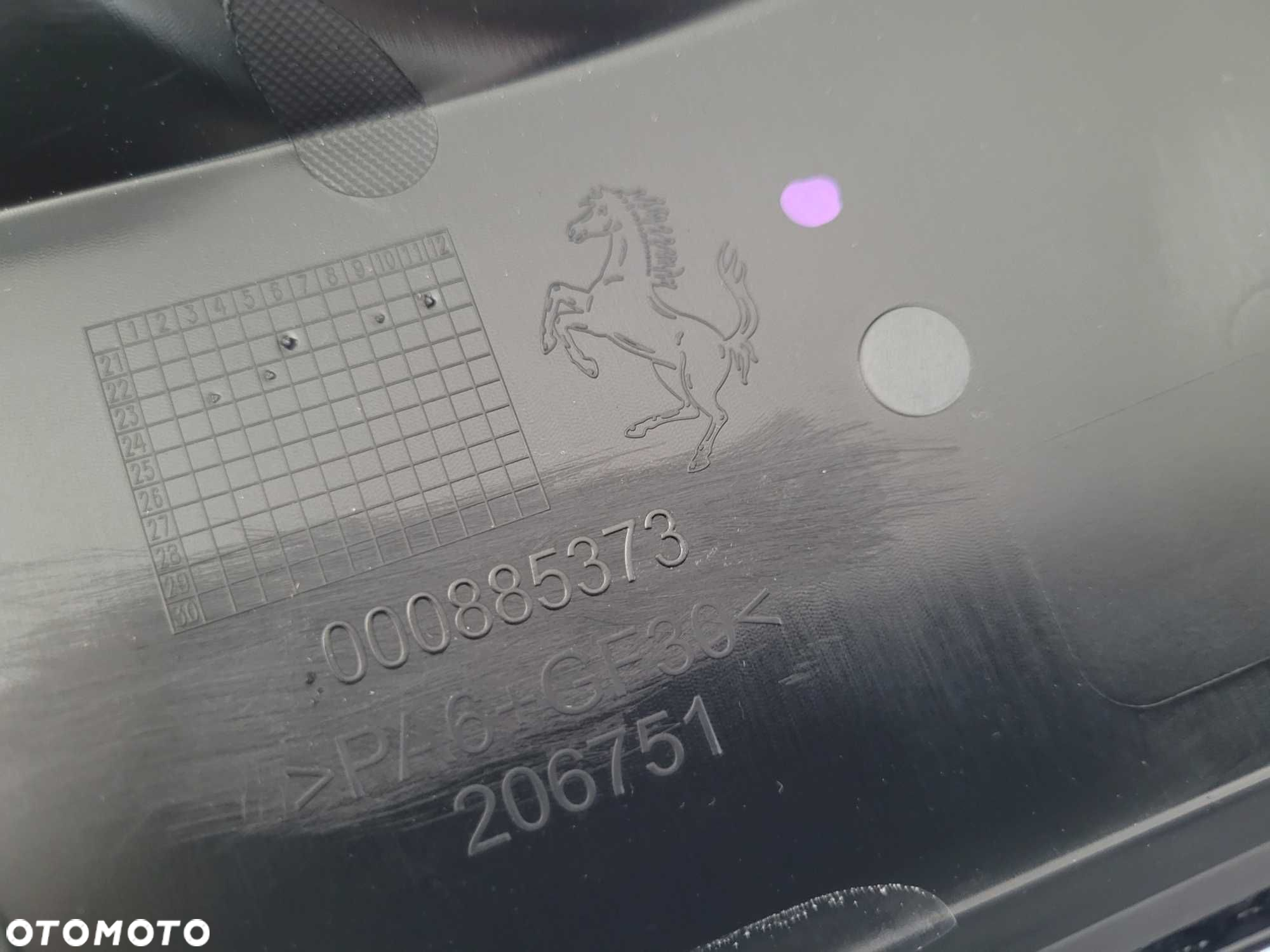 Ferrari - osłona wnęki komory silnika nakładka zamka klapy maski - 4