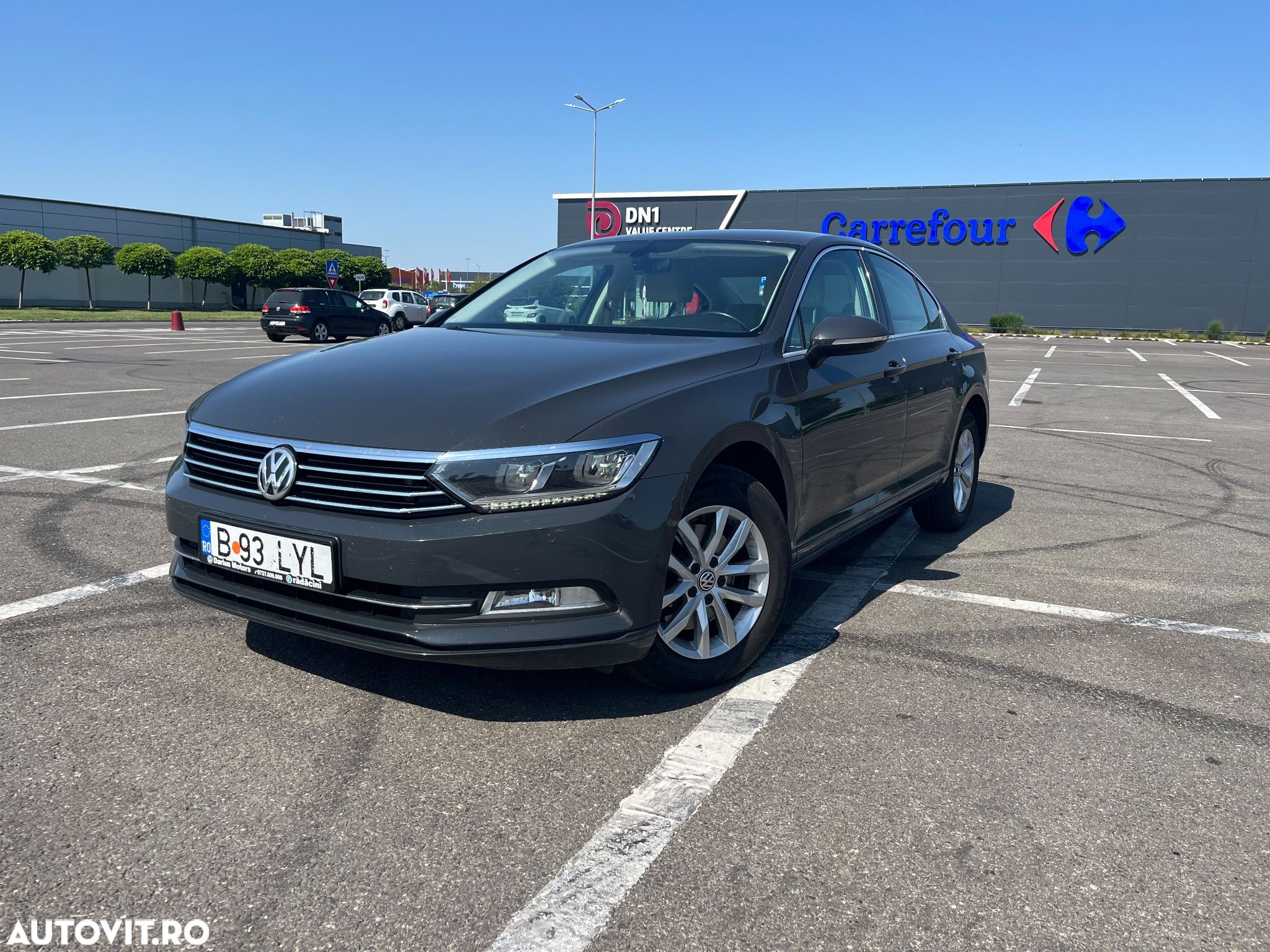 Volkswagen Passat 2.0 TDI Highline - 1