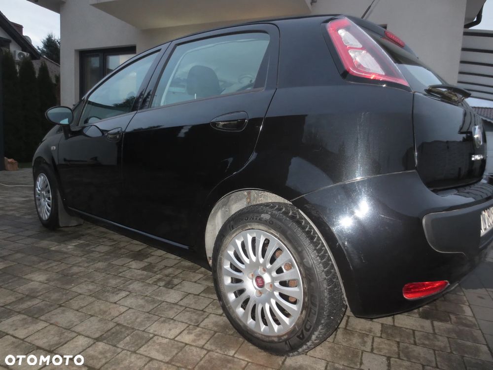 Fiat Punto 1.4 Easy S&S - 11