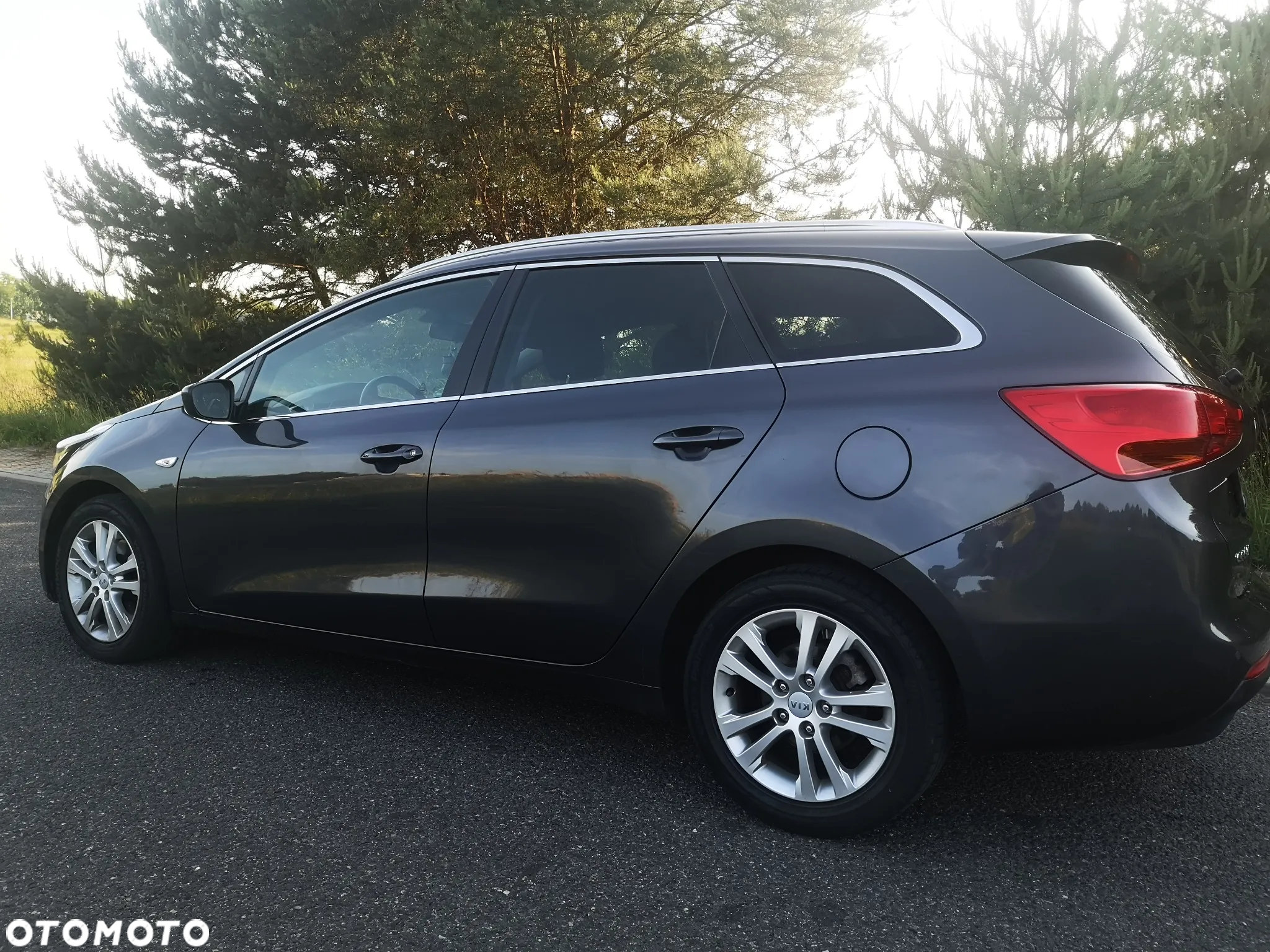 Kia Ceed 1.6 GDI ISG SW Platinum Edition - 5