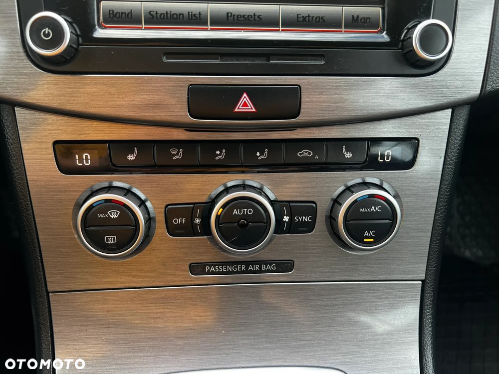 Volkswagen Passat Variant 2.0 TDI BlueMotion Technology Comfortline - 16