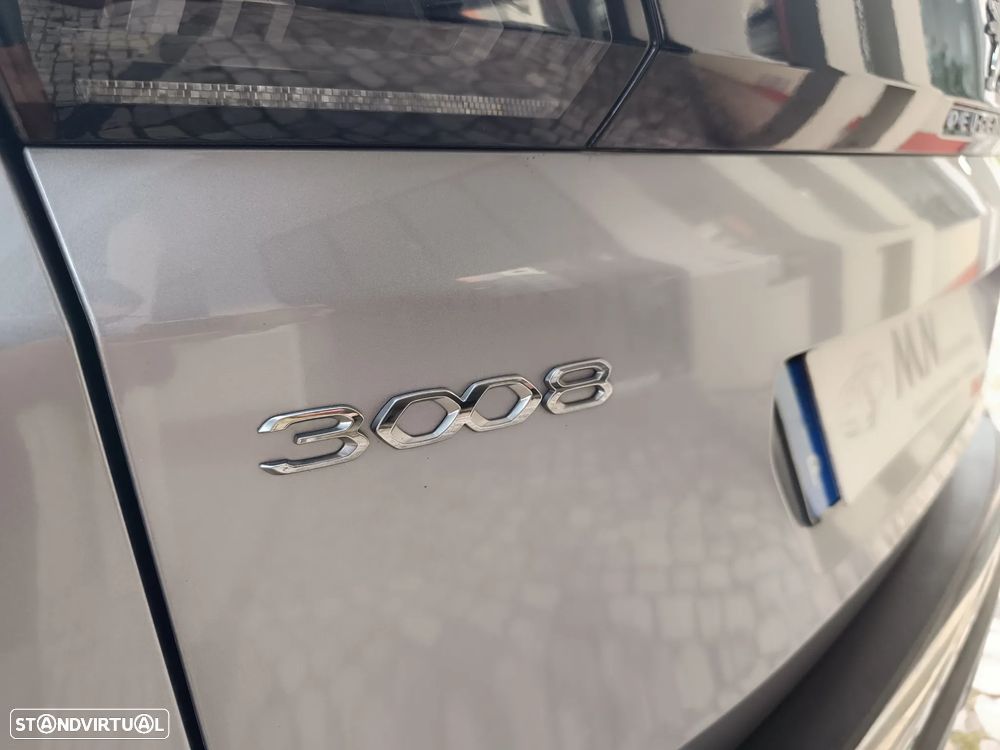 Peugeot 3008 1.2 PureTech Allure EAT8 - 18