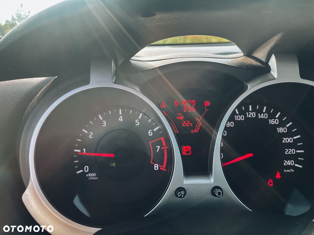 Nissan Juke 1.6 CVT Acenta - 8