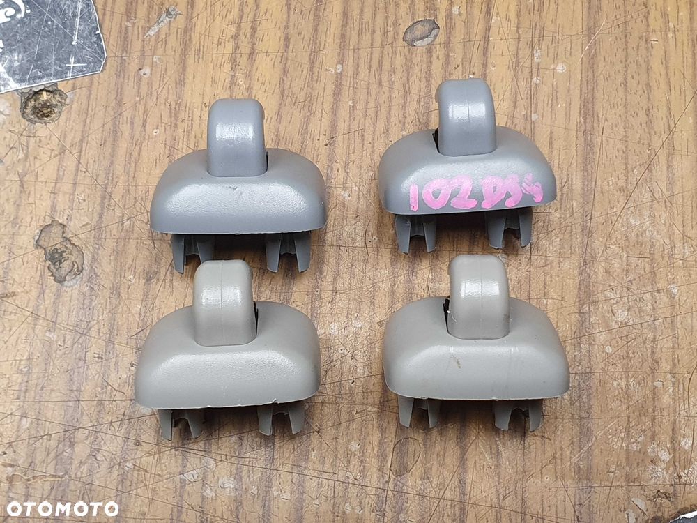 Uchwyt 8E0857563 Mocowanie Słonecznik Haczyk Podsufitka PlatinHell Aqua Osłona Słoneczna Daszek AUDI A4 B6 B7 - 1