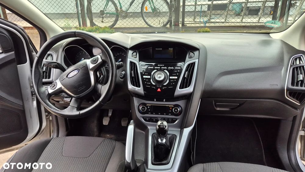 Ford Focus 1.6 EcoBoost Edition - 13