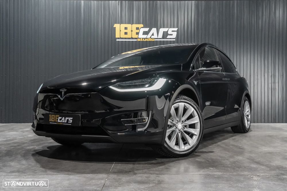 Tesla Model X 100D - 32