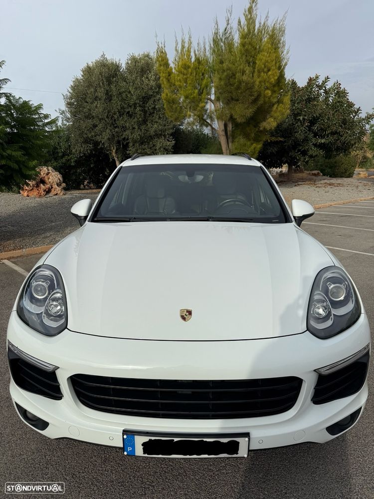 Porsche Cayenne S Hybrid - 2