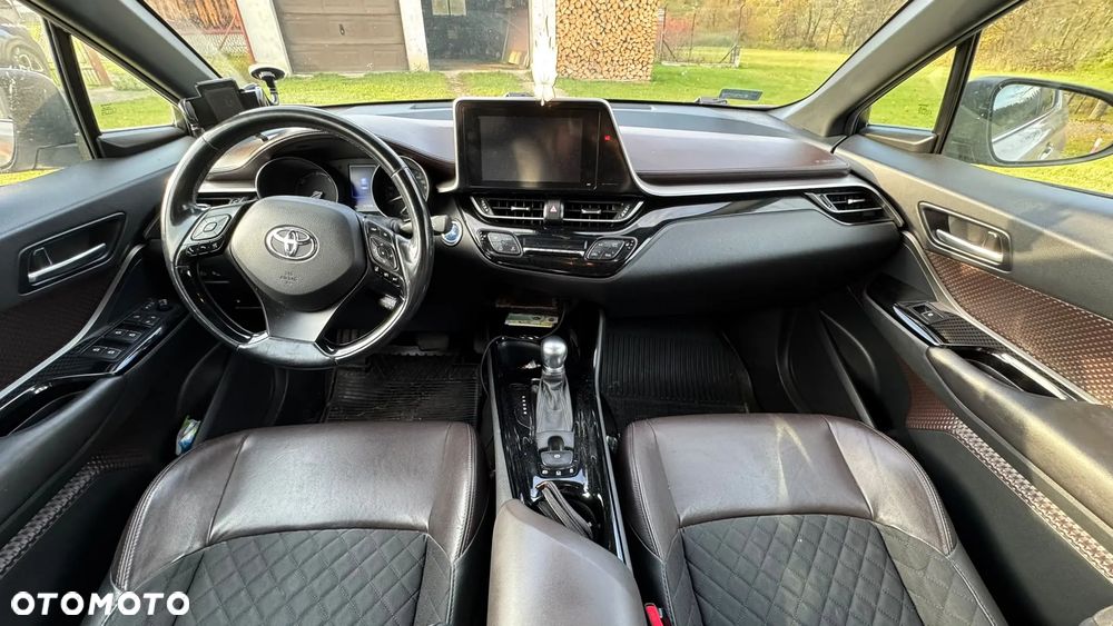 Toyota C-Hr 2017 photo 4