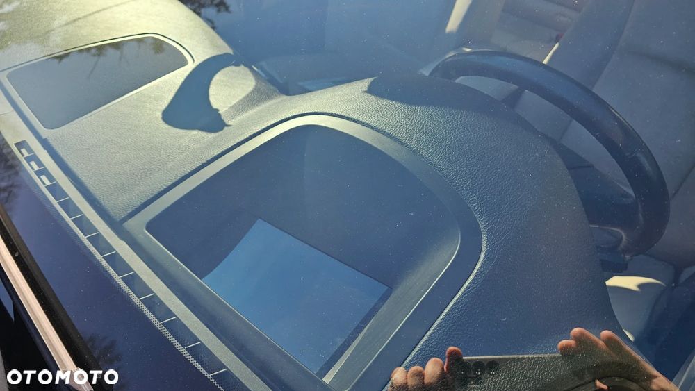 BMW Seria 5 525d xDrive - 23