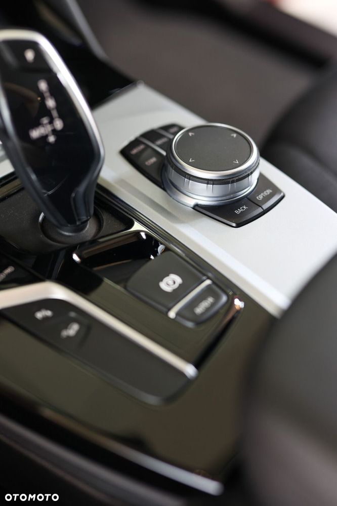 BMW X4 xDrive20d Advantage sport - 32