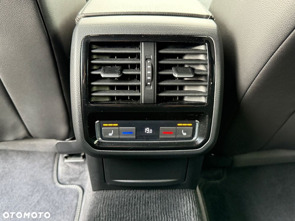 Volkswagen Arteon 2.0 TDI 4Motion SCR R-Line DSG - 35