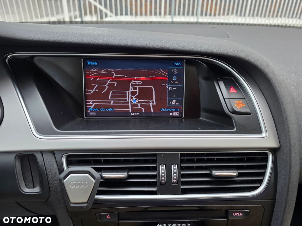 Audi A4 Limousine - 13