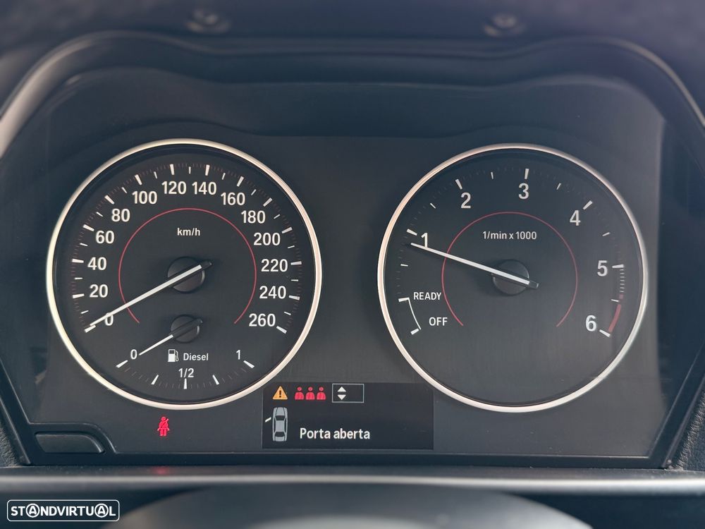 BMW 118 d Pack M - 20