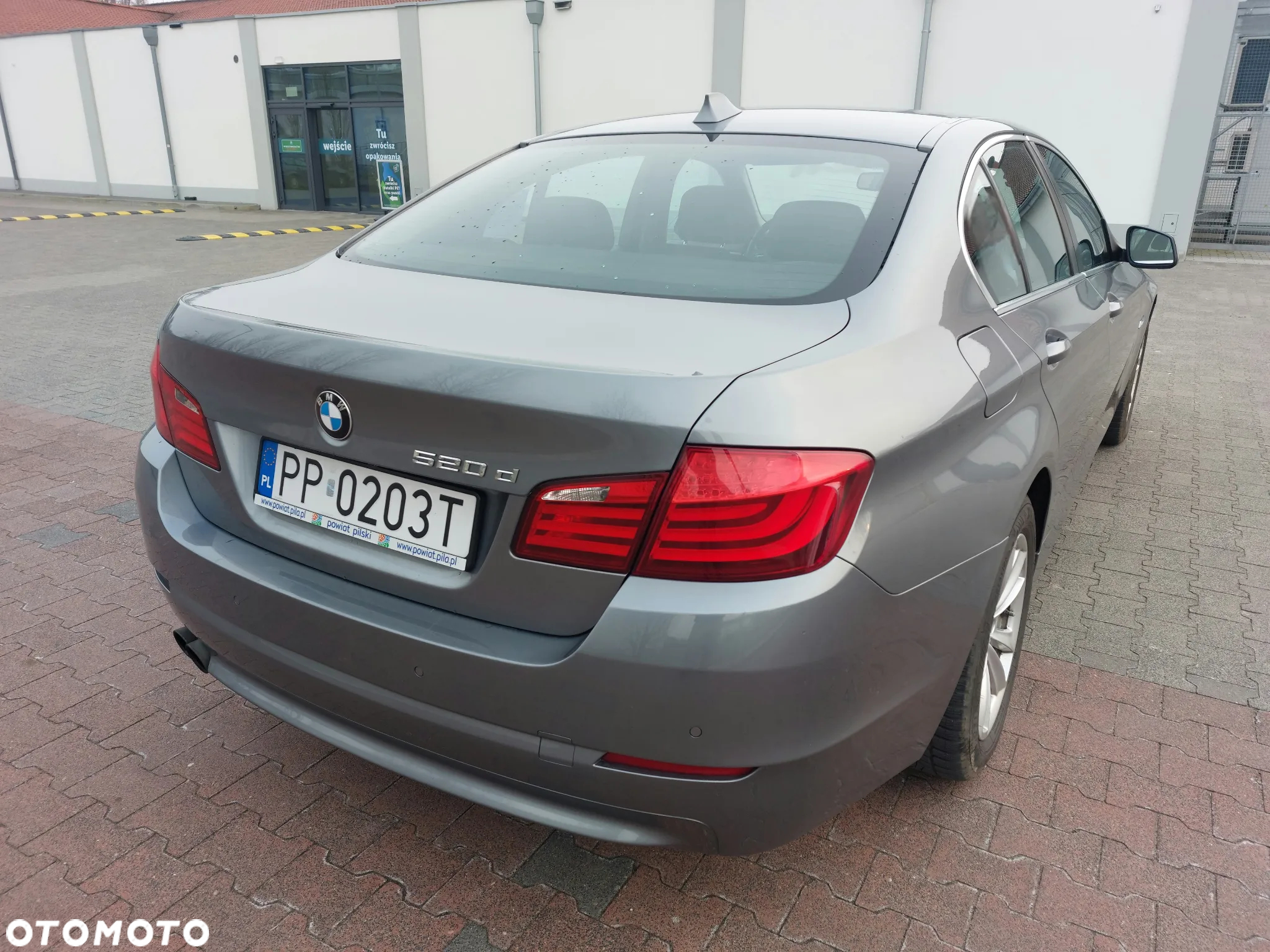 BMW Seria 5 520d - 10