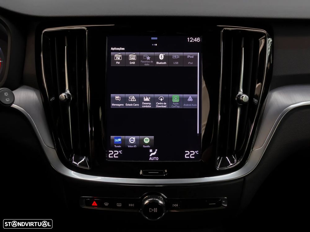 Volvo V60 2.0 B4 Momentum Plus Geartronic - 32