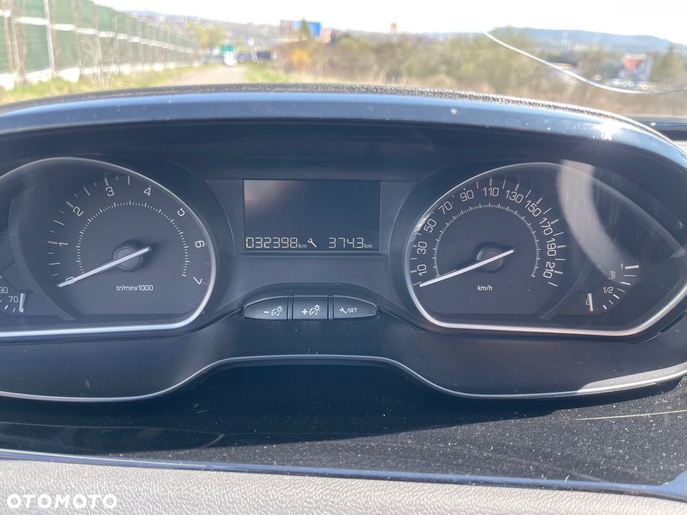 Peugeot 208 PureTech 68 Like - 12