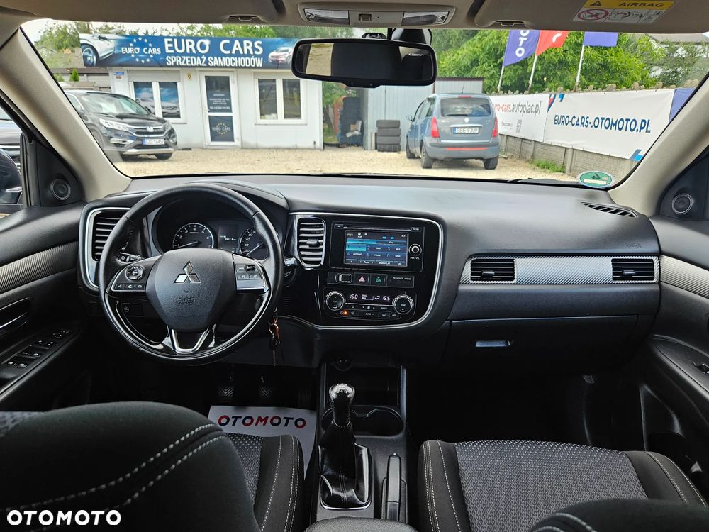 Mitsubishi Outlander 2.0 City Style 2WD - 26