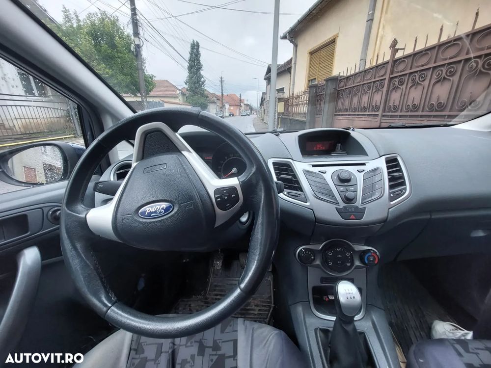 Ford Fiesta 1.4i Trend - 10