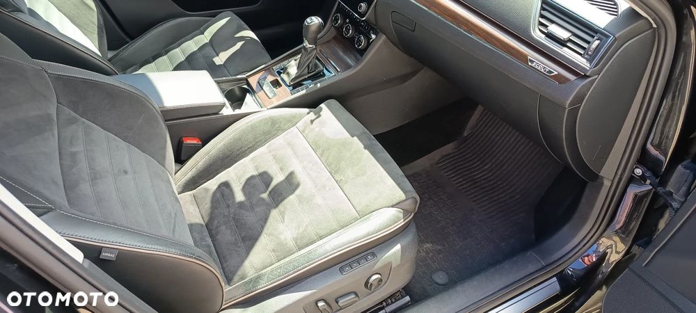 Skoda Superb 2.0 TSI 4x4 Scout DSG - 27
