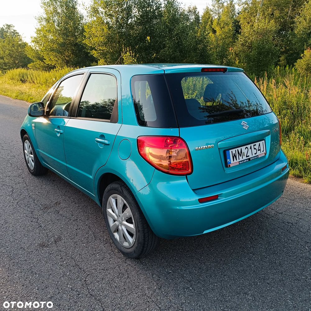 Suzuki SX4 1.9 DDiS DPF 4x2 Comfort - 2