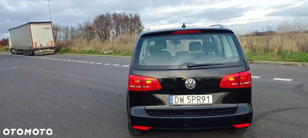 Volkswagen Touran 1.6 TDI DPF BlueMotion Technology DSG Life - 10