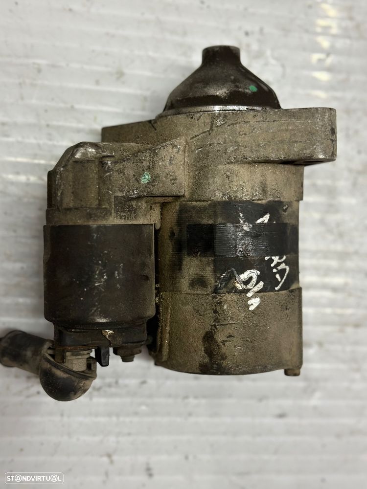 Motor de arranque Nissan Micra 1.0 de 2001 - 1