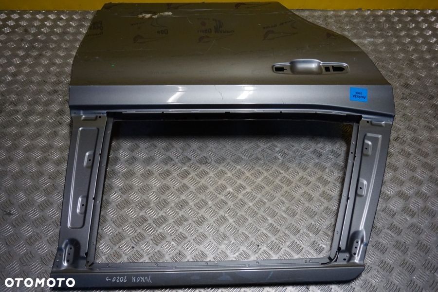 GMC CHEVROLET YUKON TAHOE 2021 - 2024 Drzwi Tył Prawe Tylne USA - 7