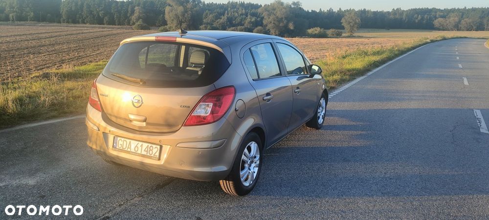 Opel Corsa - 4