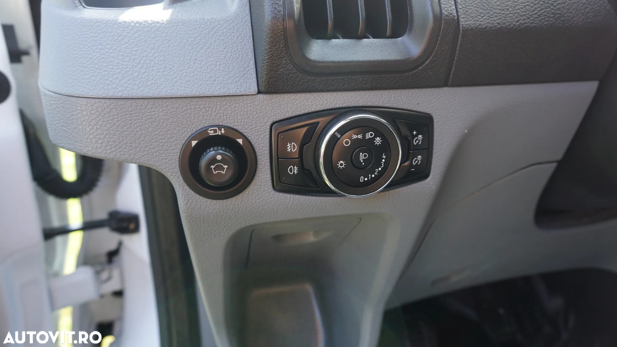 Ford Transit - 14