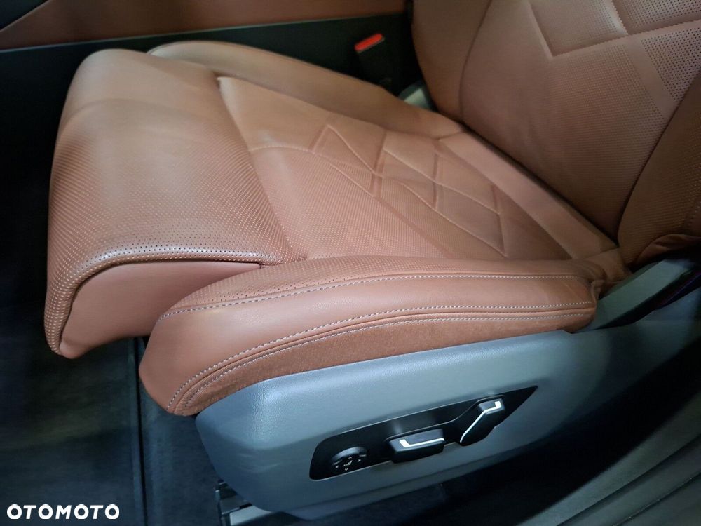 BMW i5 83.9kWh eDrive40 M Sport Edition - 14