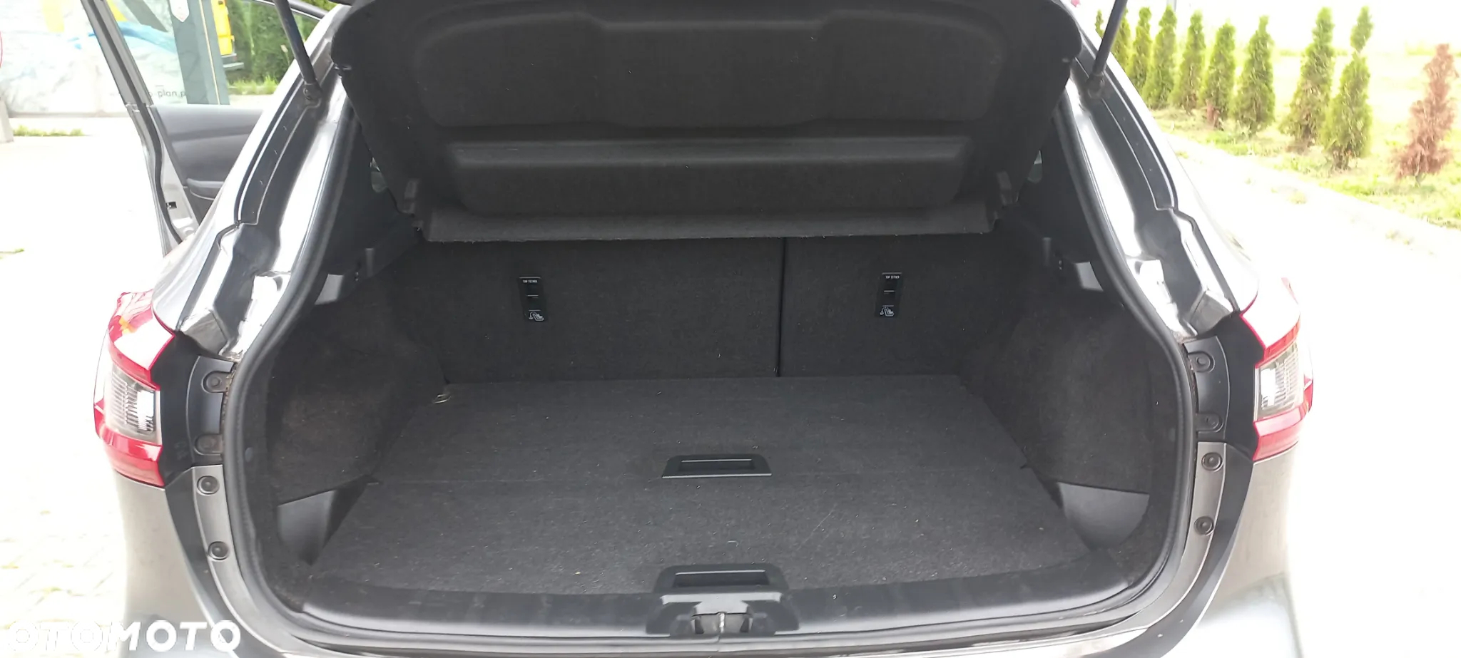 Nissan Qashqai 1.3 DIG-T ZAMA - 10